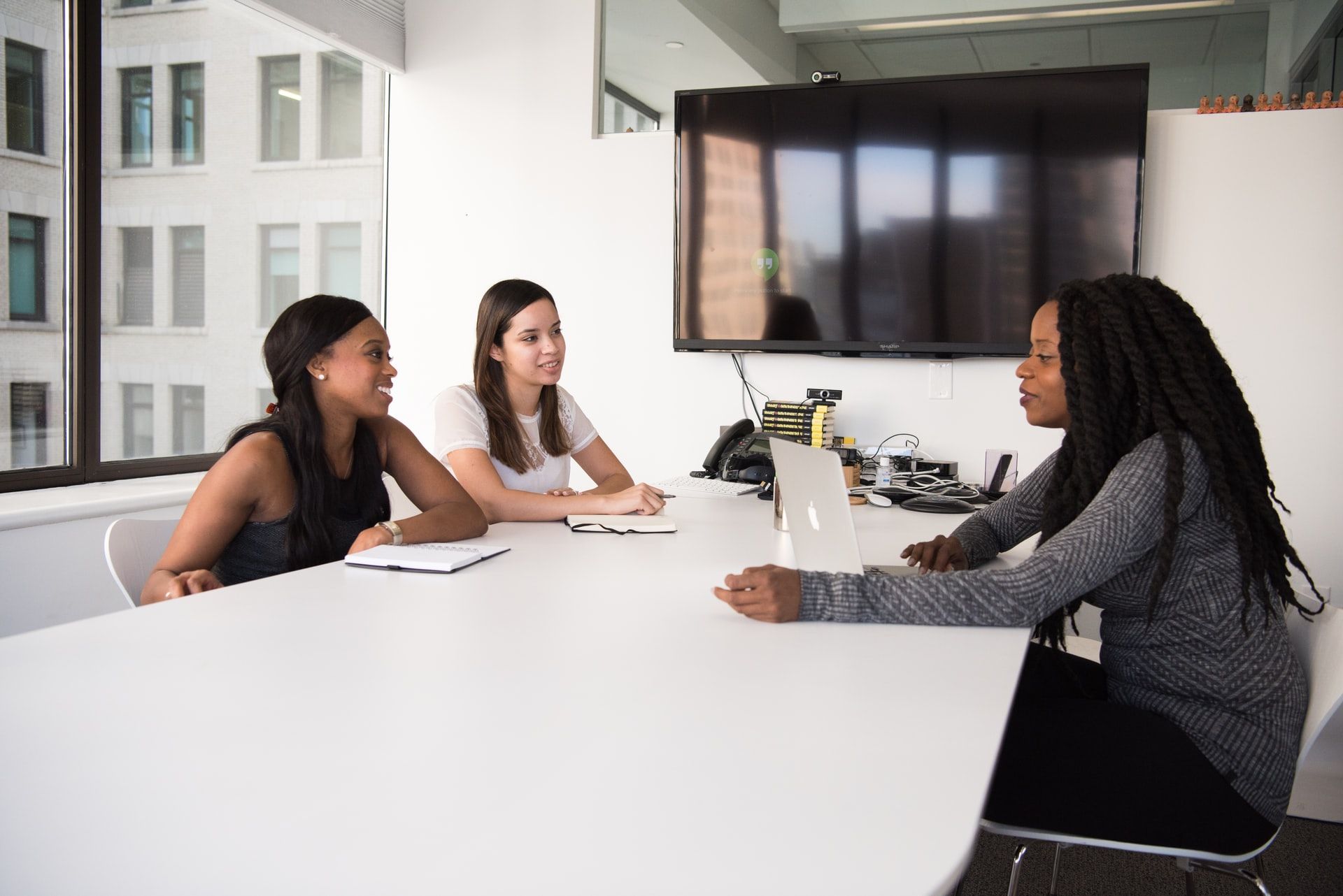 3 women in an interview