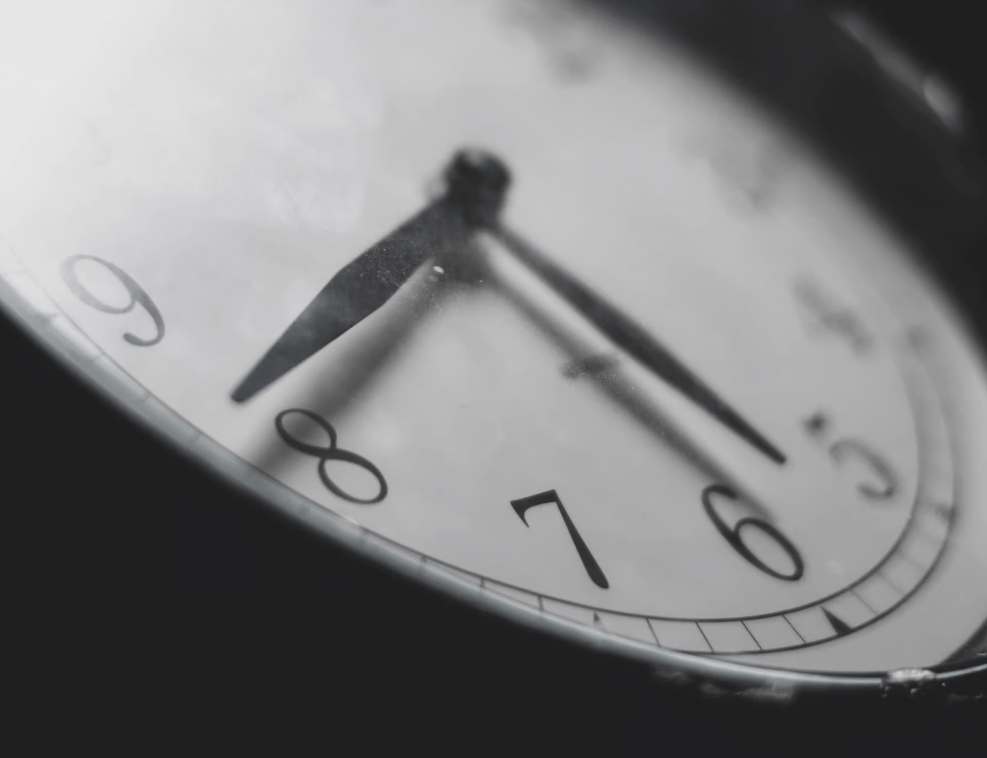 Clock symbolizing the duration of the Medical College Admission Test (MCAT)